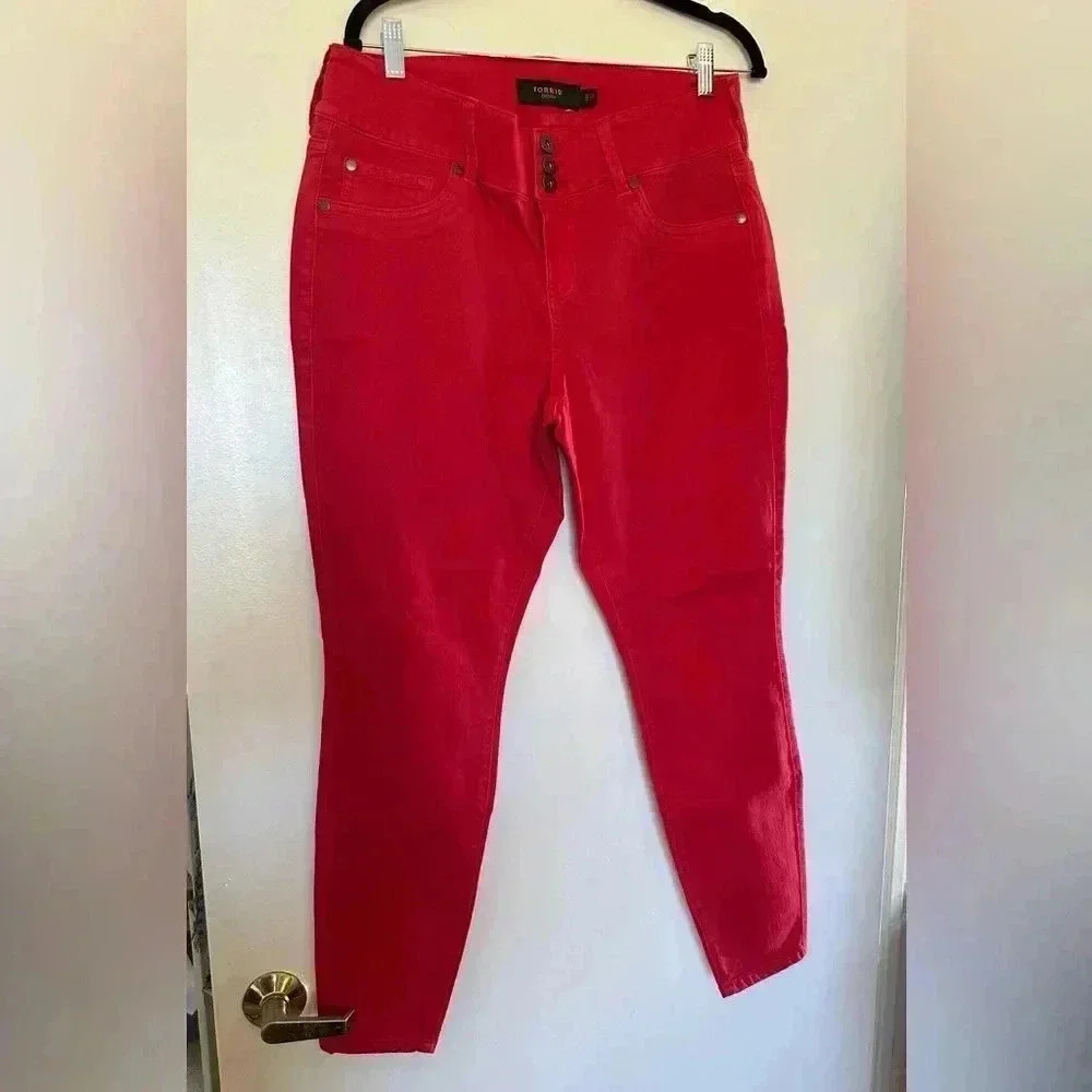 NWOT Never Worn Torrid Jeans in Red